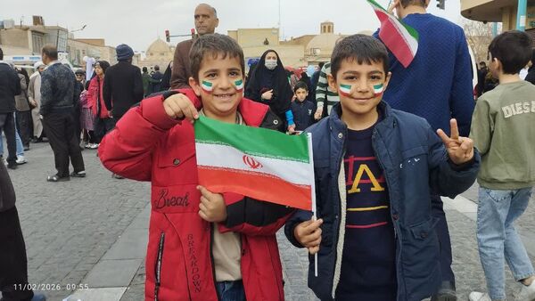 سازمان دانش‌آموزی و پانا استان یزد همه پای کار در ۲۲ بهمن