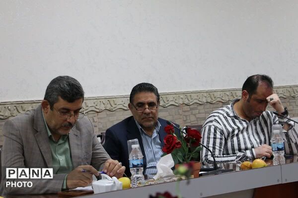 نخستین جلسه شورای آموزش و پرورش قرچک