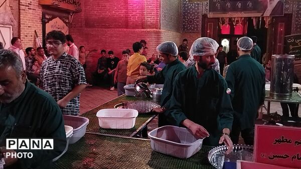 چایخانه حضرت زهرا(س) نیشابور در دویست‌وهشتمین شب از اجتماعات 