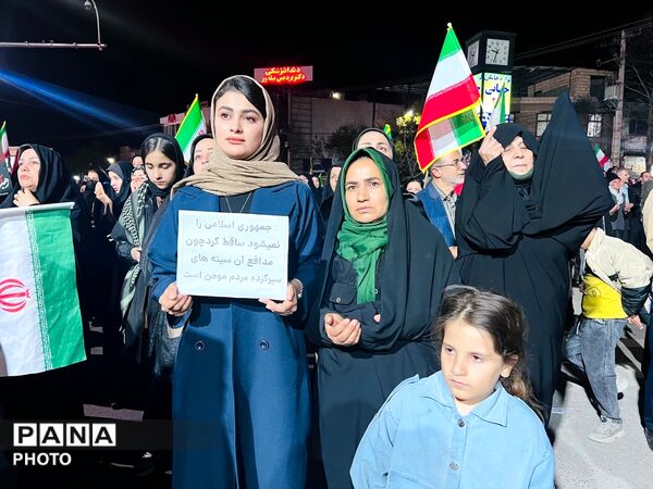 جلوه هایی از حضور باشکوه مردم آشخانه در راهپیمایی
