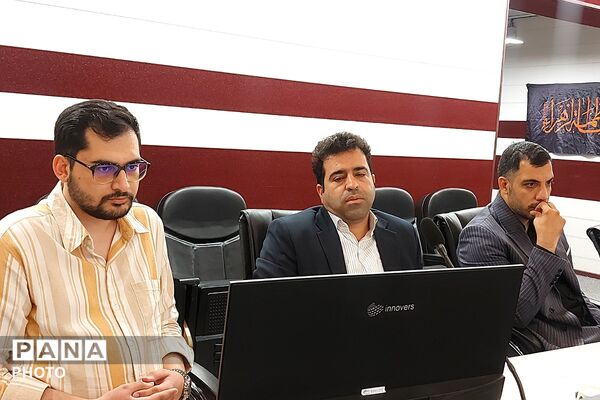 آیین تودیع و معارفه فرمانده بسیج دانش‌آموزی اداره آموزش و پرورش کهریزک 