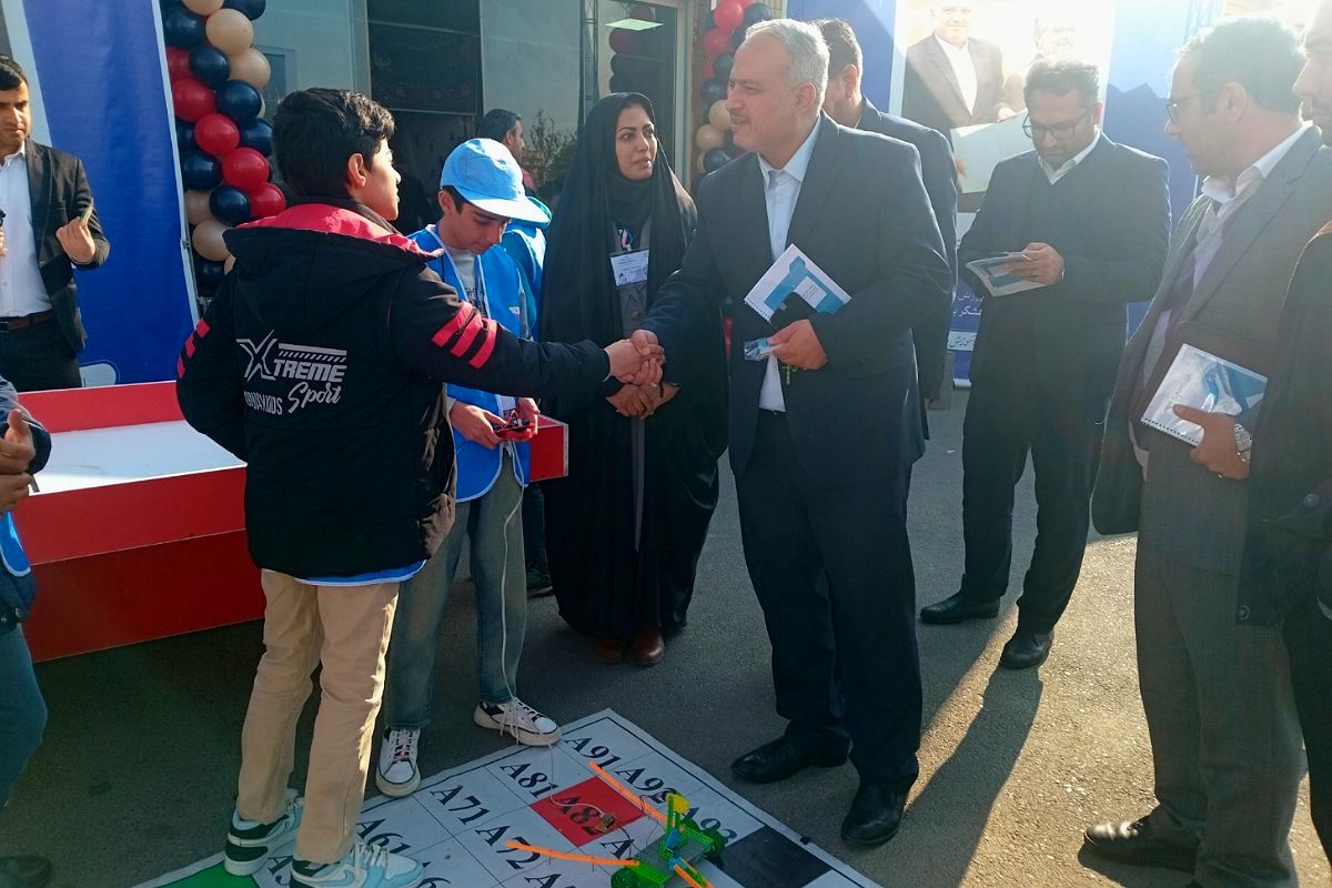 از غرفه پژوهشی تا تقدیر و افتخار؛ پیشوا در مسیر علم‌محوری