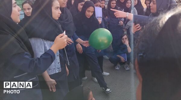 خداحافظی با ترس هایی از شکست با همت مشاور دبیرستان طیبه 