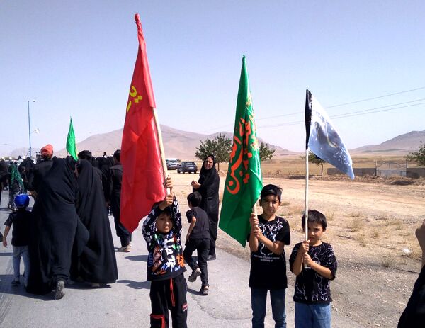 قدم‌های عاشقی از نافچ تا وردنجان به یاد کربلا