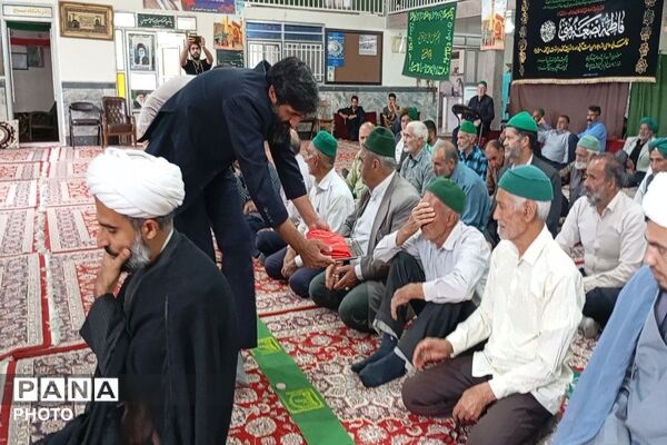 همبستگی مردم بار در اقامه نماز عبادی‌سیاسی جمعه