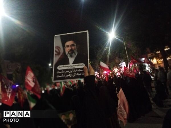 شبی دیگر در سایه سرای مسجد جامع شهرستان نیشابور با حضور نماینده مردم نیشابور 