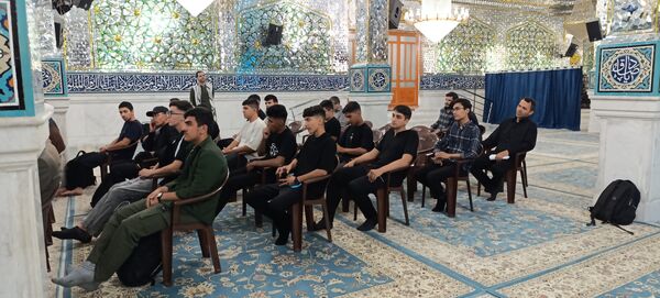 بدرقه دانش‌آموزان اعزامی به پیاده‌روی اربعین 