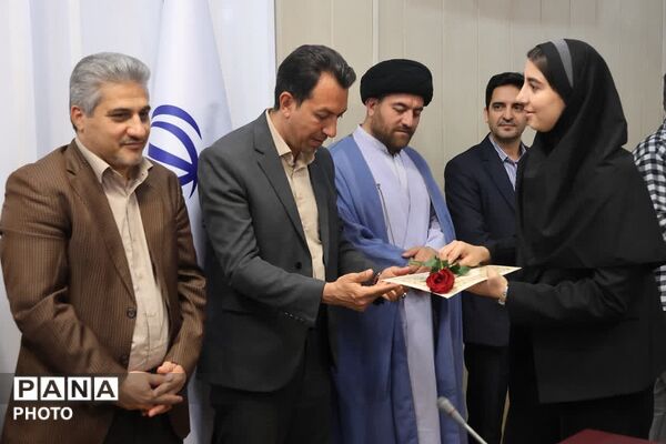 همایش «دختران مقاومت، امید آینده ایران» شهرستان بهارستان