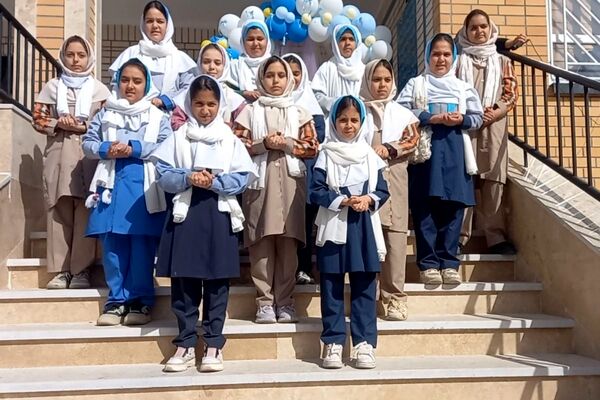 برگزاری مراسم بزرگداشت یاد و خاطره شهدای دانش‌آموز و جشن روز دانش‌آموز در مدارس شهرستان ملارد