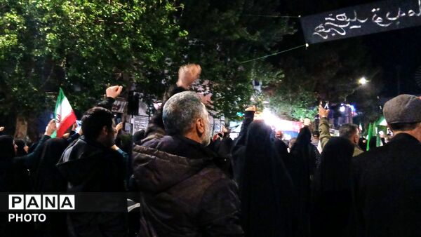 مشت ها بر فراز آسمان نیشابور نمایان شد 