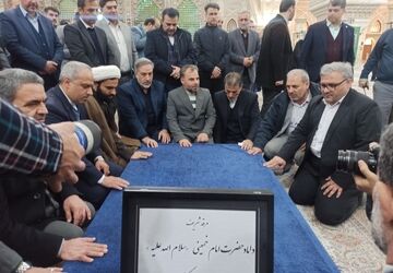 گفت‌وگو با مسئولین آموزش و پرورش در حاشیه جدید میثاق با امام خمینی(ره)