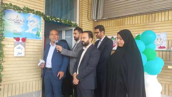طنین انداز شدن زنگ نماز در دبستان لطیفه 