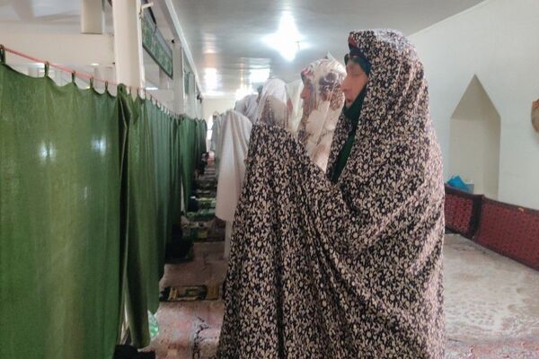 اقامه  نماز جمعه در دهه دوم ماه صفر در شهر بار نیشابور