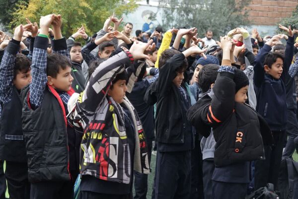 صبحگاه دانش در دبستان خیراندیشان گرگان