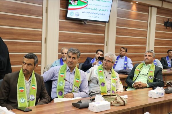 نشست مشاور وزیر با مدرسان سازمان دانش‌آموزی استان خراسان رضوی