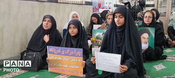  بزرگداشت اربعین رهبر شهیدو شهدای جنگ رمضان در دهگلان 