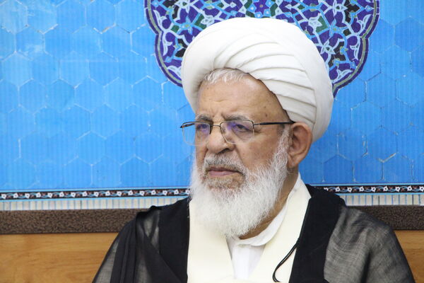 جشن میلاد رسول اکرم(ص) و امام جعفر صادق(ع) در دفتر نماینده ولی فقیه استان یزد 