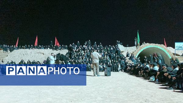 اردو راهیان نور دانش‌آموزی و بازدید از مناطق عملیاتی جنوب کشور و یادمان‌های شهدای دفاع مقدس