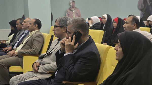 کاروان تجهیزات نوسازی، راهی مدارس اصفهان شد