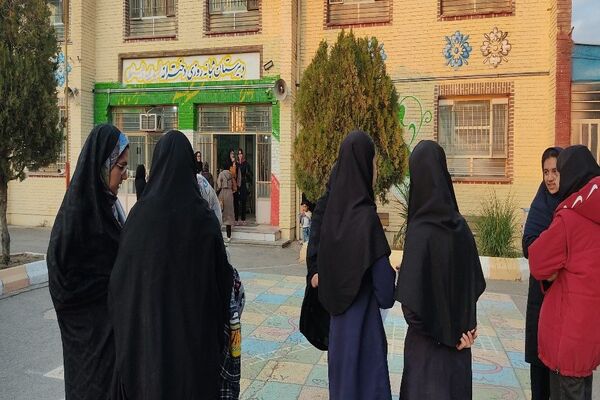  طرح دیدار با معلمان در دبیرستان شهید مجید دهنوی