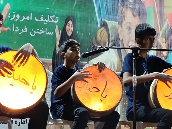 جشن بزرگ تقدیر از هفته دفاع مقدس درکنار نسل آینده ساز