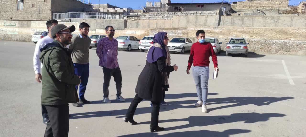 برگزاری مسابقات دارت در دبستان شهید فاتحی خانلق شهرستان شیروان