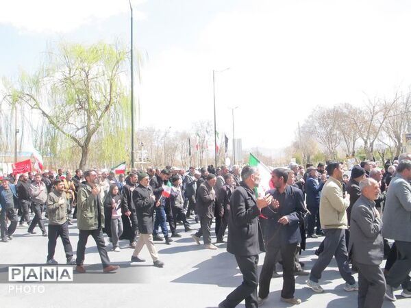 دسته عزاداری اربعین شهادت رهبر معظم انقلاب و دانش‌آموزان شهید میناب در شهرکیان