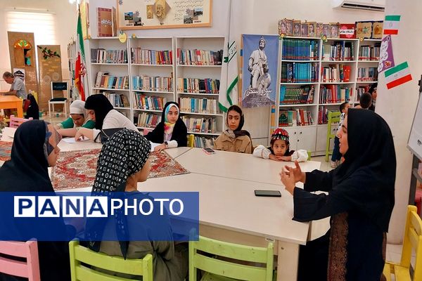 شهریارخوانی کودکان و نوجوانان اهوازی در روز شعر و ادب پارسی