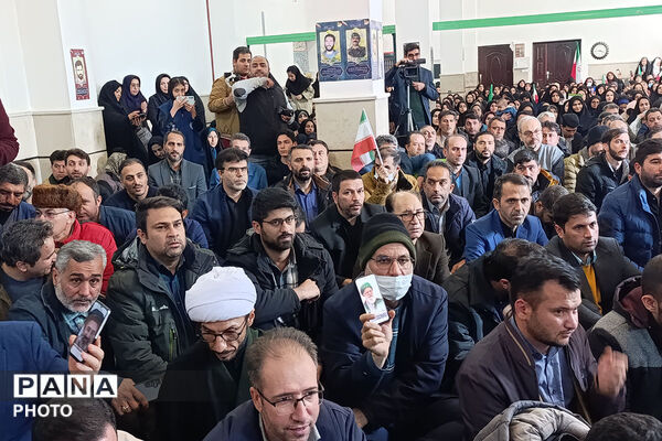 بیعت فرهنگیان شهرستان بجنورد با سومین رهبر انقلاب 