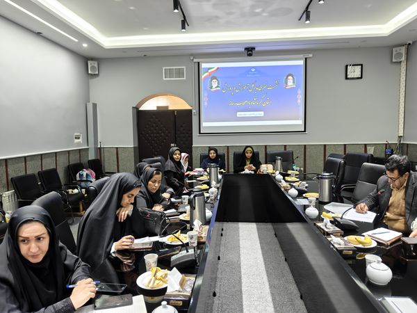 نشست خبری مدیرکل آموزش و پرورش استان کرمانشاه با اصحاب رسانه 