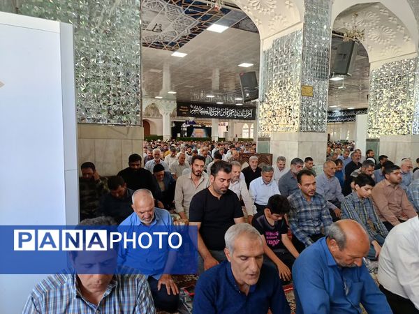 نماز جمعه کاشمر با حضور پرشور مردم برگزار شد