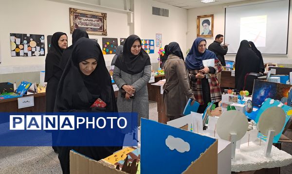 نمایشگاه دست‌سازه در دبیرستان ذبیح الله هوشیار