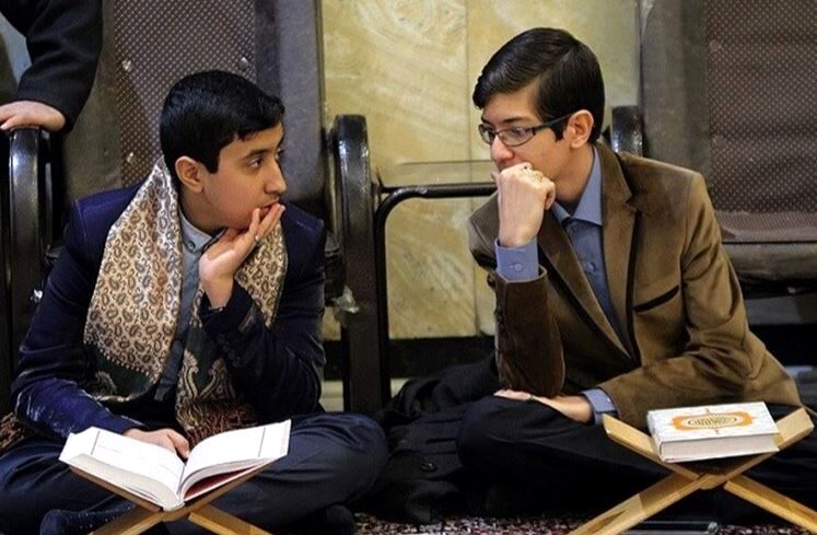 کشورهای اسلامی با الهام از مفاهیم قرآنی یک جامعه دینی را ایجاد کنند
