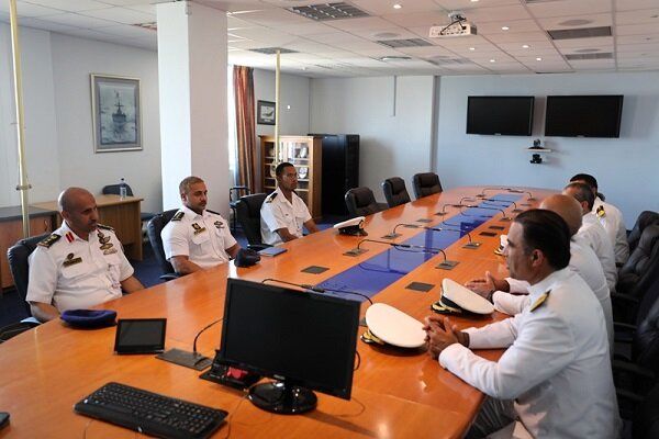 دیدار فرمانده ناوگروه١٠٣ نداجا با فرماندهان رزمایش اراده برای صلح ۲۰۲۶