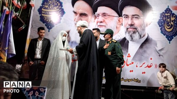 مراسم جشن عروسی دو زوج اهری همزمان با عید سعید غدیر خم 