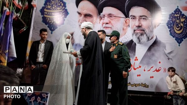 مراسم جشن عروسی دو زوج اهری همزمان با عید سعید غدیر خم 