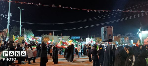میدان داری مدافعان میهن در خیابان های پلدختر 