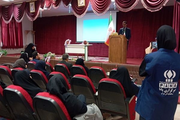 گفت‌وگو، مهم‌ترین مهارت برای کاهش چالش‌های رفتاری دانش‌آموزان است