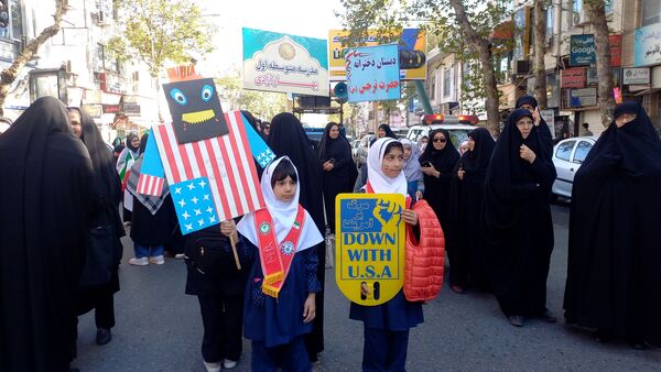 راهپیمایی ۱۳ آبان در قائمشهر