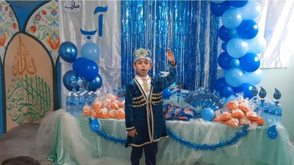 برپایی جشن آب در دبستان سرافراز ناحیه۷ مشهد 