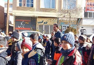 برگزاری همایش نوگلان فاطمی در مدارس شهر بن