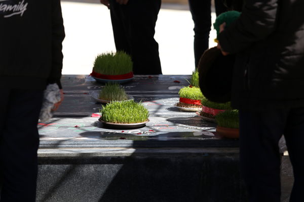 مراسم نوروز با شهیدان در سراسر استان چهارمحال و بختیاری برگزار شد