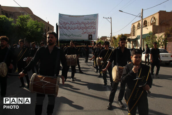 امامزاده جعفر یزد میزبان دسته عزای عزادارن شهادت امام صادق (ع)