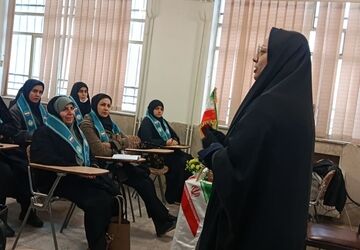 دومین دوره توانمندسازی مربیان پیشتاز سازمان دانش‌آموزی ناحیه 1 کرج