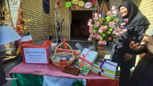 مراسم جشن شکوفه‌ها در شهرستان دهلران 