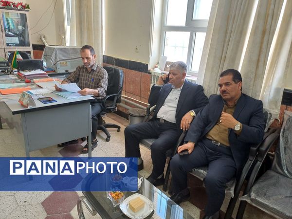 بازدید معاون آموزش متوسطه اداره‌کل آموزش و پرورش استان از مدارس شهرستان جاجرم 