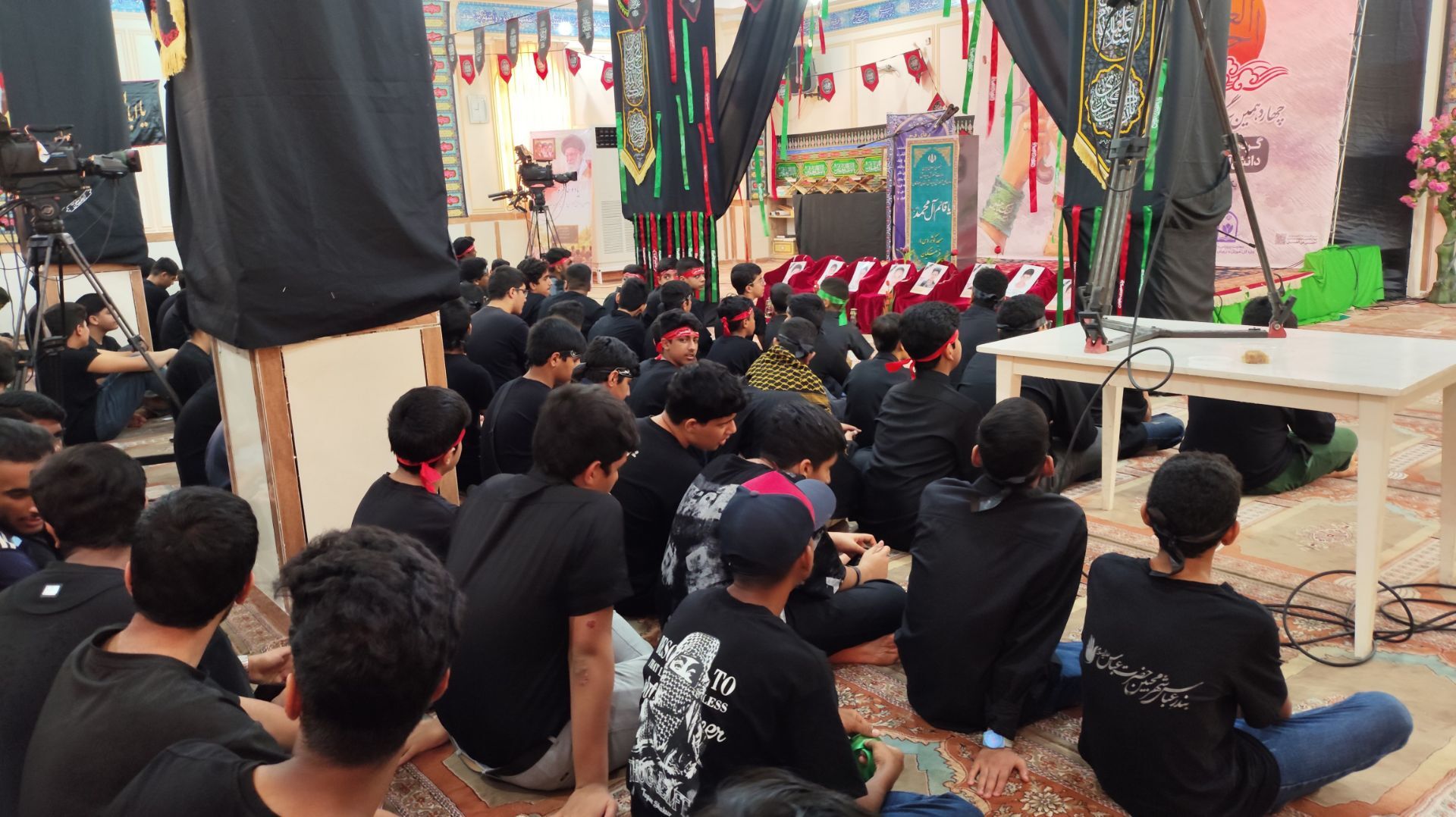حضور پرشور دانش‌آموزان در چهاردهمین «احلی من‌العسل» بندرعباس