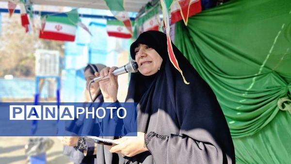 مراسم بزرگداشت شهادت حضرت زینب (س) در مدرسه حافظ