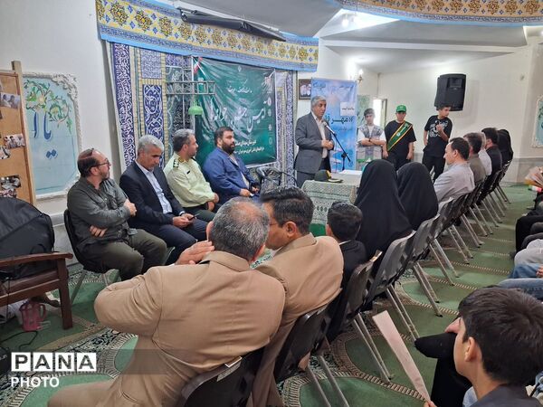 طنینِ «زنگِ مهر» در مدرسه شهدای صنف گردبافانِ منطقه ۱۶