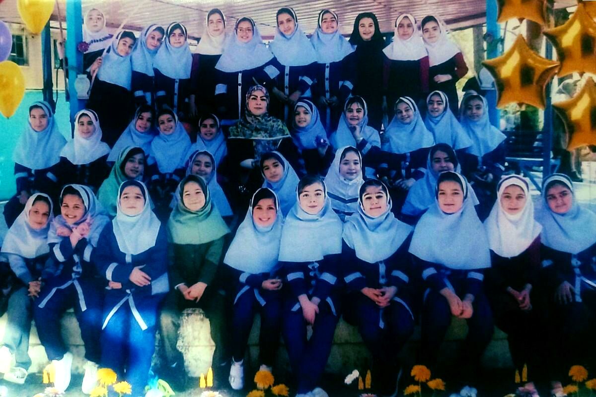 عکس یادگاری کلاس ۶/۲ مدرسه قدر بهارستان دو